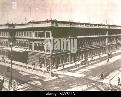 . Englisch: Cape Städte Victoria Station - die zweite gebaut werden. Arbeit begann durch die Uhr John molteno 1875. Bild aus Richtung der Adderley Street in ca. 1900 übernommen. Kap Archive. Kapstadt. Vom 5. März 2012. Anonym 14 2 Cape Städte zweiten Bahnhof - von Adderley Street gesehen - Kap-Archive 1900 Stockfoto