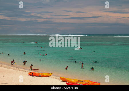 Lagune Hermitage, Reunion - Jan 21, 2016: Sandstrand am Meer Küste Stockfoto