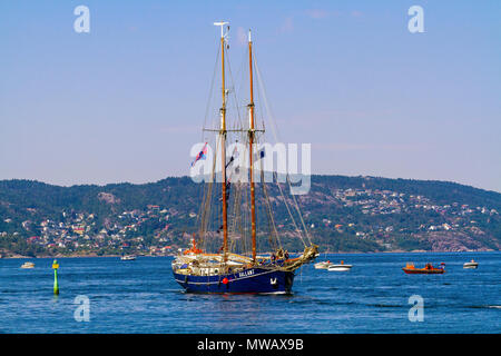 Tall Ships Race Bergen Norwegen 2014. Die niederländische Gulet "Galanten" in den Hafen von Bergen Byfjorden. Stockfoto