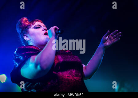 Brighton, East Sussex. 31. Mai 2018. Amerikanische Sängerin Beth Ditto, Frontmann der Band Gossip, führt Ihr Sell-out Show am Concorde 2 bekannt. Credit: Francesca Moore/Alamy leben Nachrichten Stockfoto