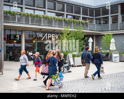 Die Apex Bury St Edmunds in den Arc-Einkaufszentrum auf dem Gelände des alten Viehmarkt in Bury St Edmunds, eröffnet 2010 Hopkins Architects Stockfoto