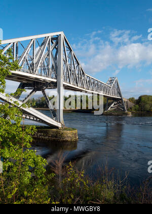 Metall Connel Straße (ursprünglich Schiene) Brücke über Fälle von Lora am Loch Etive, Oban, Schottland, UK. Von Arrol's Bridge Company gebaut und 1903 eröffnet. Stockfoto