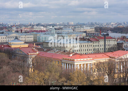 St. Petersburg, Russland - 24 April 2016: Blick auf das Zentrum von St. Petersburg, Russland, im Frühjahr Stockfoto