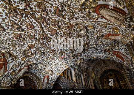 Kirche von Santo Domingo de Guzman, aufwändig verzierte Decke Vault, Oaxaca, Mexiko Stockfoto