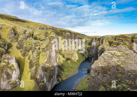 Wild Fjadrargljufur Canyon im Süden Islands Stockfoto
