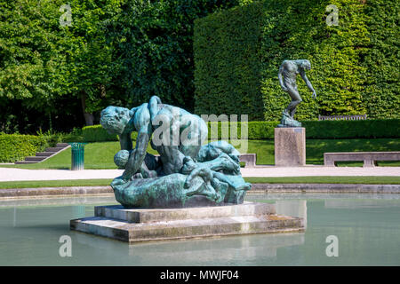 Auguste Rodin im Garten der Federn Skulpturen im Garten des Musee Rodin, Paris Frankreich Stockfoto