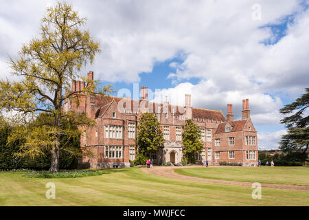 Mapledurham House Außenansicht des elisabethanischen Herrenhaus im Mapledurham, Oxfordshire, England, GB, UK Stockfoto