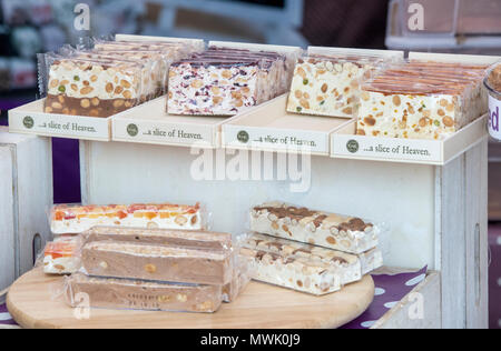 Nougat zum Verkauf an einer Food Festival. Oxfordshire, England Stockfoto