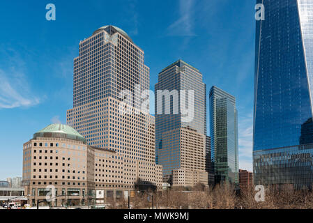 225 Liberty Street, 200 Vesey Street und 200 West Street Gebäuden (World Financial Center), New York City, USA Stockfoto