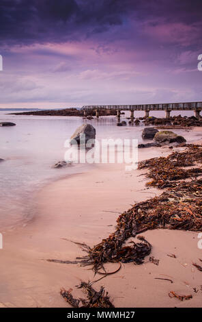 Strand bei Pfannen Felsen in der Nähe von Ballycastle, County Antrim, Nordirland Stockfoto