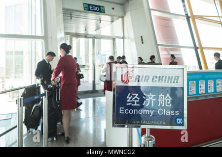 Air China, Boarding, Gate, riesige, Beijing Capital International Airport, PEK, Terminal 3, Dienst, Peking, Flughafen, Flughafen Peking, China, chinesisch, Asien, Stockfoto