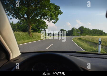 Street View im Sommer und im Winter. Stockfoto