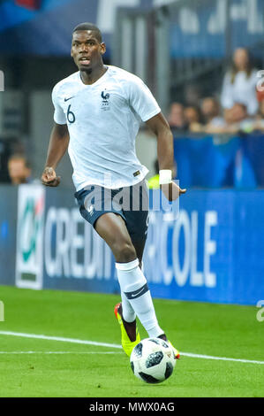 Nizza, Frankreich. 1. Juni 2018. Fußball-Fußball-International freundlich - Frankreich vs Italien - Allianz Riviera, Nizza, Frankreich - 1. Juni 2018 Frankreich Paul Pogba in Aktion Quelle: BTWImages Sport/Alamy leben Nachrichten Stockfoto