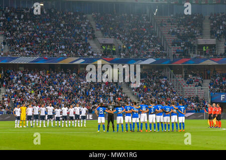 Nizza, Frankreich. 1. Juni 2018. Fußball-Fußball-International freundlich - Frankreich vs Italien - Allianz Riviera, Nizza, Frankreich - Juni 1, 2018 Frankreich - Französische team-Kylian MBappe - Hugo Lloris - Benjamin Pavard - Paul Pogba-Corentin Tolisso-Adil Rami-N Golo Kante - Samuel Umtiti-Antoine Griezmann - Lucas Hernandez - Armenian Dembele Credit: BTWImages Sport/Alamy leben Nachrichten Stockfoto