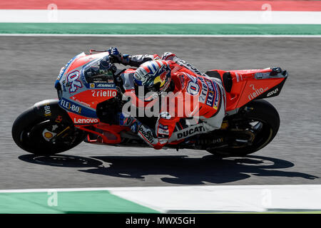 Mugello, Scarperia, Italien. 2. Juni 2018. Italienische Motorrad Grand Prix, Samstag Qualifikation; Andrea Dovizioso (Ducati) Credit: Aktion plus Sport/Alamy leben Nachrichten Stockfoto