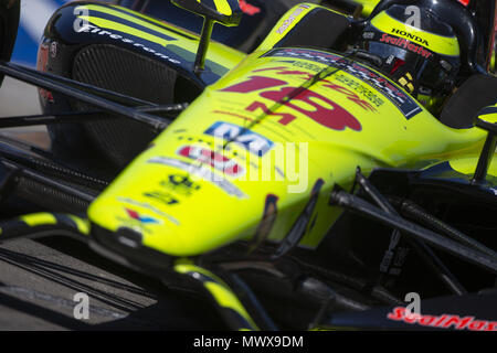 Detroit, Michigan, USA. 2. Juni 2018. SEBASTIEN BOURDAIS (18) von Frankreich Rennen für die Detroit Grand Prix in Belle Isle Street Kurs in Detroit, Michigan. Credit: Stephen A. Arce/ASP/ZUMA Draht/Alamy leben Nachrichten Stockfoto