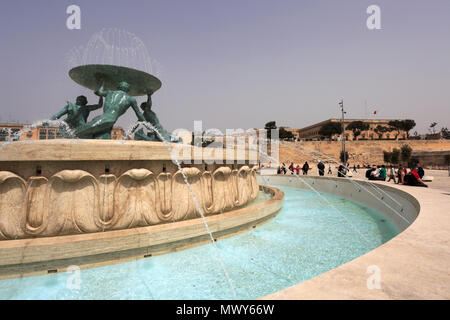 Der Triton Brunnen in Floriana, am Eingang von Valletta, die Hauptstadt von Malta Stockfoto