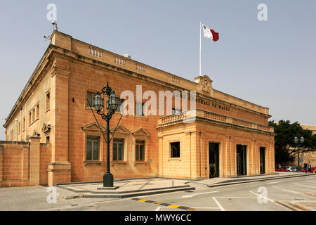 Central Bank of Malta, Bank gibt Ta Malta, Pjazza Kastilja, Valletta, Malta Stockfoto