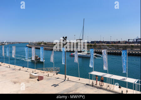 Veles e Vents Gebäude im Hafen von Valencia von David Chipperfield für den America's Cup erstellt Stockfoto