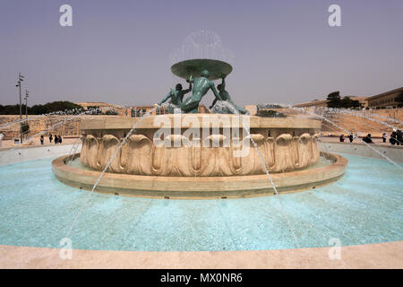 Der Triton Brunnen in Floriana, am Eingang von Valletta, die Hauptstadt von Malta Stockfoto