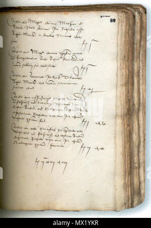 . Englisch: Seite aus dem Konto Buch von Ludwig II., König von Ungarn Magyar: II. Lajos király 1525. Évi számadáskönyvének egy oldala. 1525. Von Szilas aus dem Buch Hétköznapi korában élet Mátyás Király (2008) 463 Seite aus dem Konto Buch von Ludwig II., König von Ungarn, 1525-2 gescannt Stockfoto