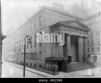 . Old Court House [Suffolk County Court House] am Hof Straße und Court Square Datum erstellt/Veröffentlicht: c 1909. Medium: 1 Fotoabzug. Zusammenfassung: Eingang vorne und seitlich. Reproduktion Number: LC-USZ 62-73134 (b&w film Kopieren neg.) Rechte Advisory: Keine bekannten Einschränkungen bei der Veröffentlichung. Rufnummer: US-GEOG DATEI - Massachusetts - Boston [Element] [P&P] Repository: Bibliothek des Kongresses Drucke und Fotografien Abteilung Washington, D.C. 20540 USA. 1909. Murray 12 1909 courthouse CourtSq Boston byJamesMurray LC Stockfoto