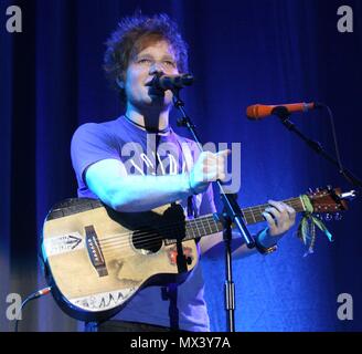 Liverpool, Großbritannien, Ed Sheeran führt an der Liverpool Echo Arena, Kredit Ian Fairbrother/Alamy Stockfotos Stockfoto