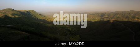 Panorama der Semien Berge und Tal um Lalibela, Äthiopien Stockfoto