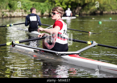 Eine der (25) Bilder in diesem Satz die Shrewsbury Regatta 2018, ein Ereignis findet jährlich auf dem Fluss Severn in Shrewsbury, Shropshire, England. Stockfoto