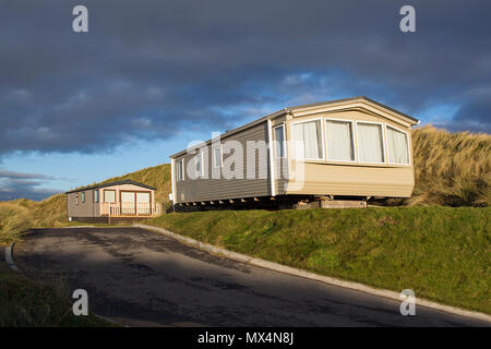 Hillend Caravan Park-Static Caravan Ferienwohnungen an Llangennith auf die Gower Halbinsel im Winter, die Wohnwagen sind bis Frühjahr geschlossen. Stockfoto