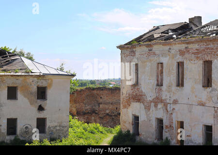 Zwei verlassene Gebäude Stockfoto