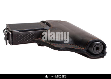 Russische Pistole PMM-Makarov in einem Holster auf weißem Hintergrund Stockfoto