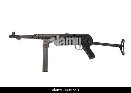 MP40 Maschinenpistole auf weißem Hintergrund Stockfoto