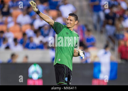 Houston, TX, USA. 2. Juni 2018. El Salvador Torhüter Henry Cruz (1) Während eines internationalen Fußball-Freundschaftsspiel zwischen Honduras und El Salvador bei BBVA Compass Stadion in Houston, TX. El Salvador gewann das Spiel 1 zu 0. Trask Smith/CSM/Alamy leben Nachrichten Stockfoto