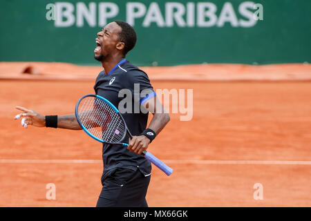 Gael Monfils (FRA), 2. JUNI 2018 - Tennis: Gael Monfils von Frankreich reagiert während der Herren Einzel dritte Runde der French Open Tennis Turnier gegen David Goffin Belgien an der Roland Garros in Paris, Frankreich. (Foto von Lba) Stockfoto