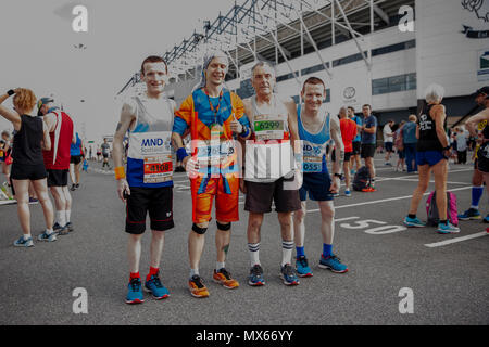 Derby, Vereinigtes Königreich, 3. Juni 2018: (L-R) Keith, Alan, Dave&Col Warten auf den Start der 2018 Asda Stiftung Derby Halbmarathon, Credit: Gareth Tibbles Credit: Gareth Tibbles/Alamy leben Nachrichten Stockfoto