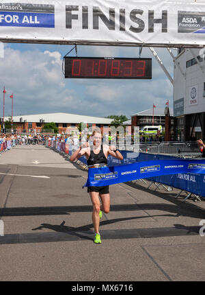 Derby, Vereinigtes Königreich, 3. Juni 2018, Asda Stiftung Derby Halbmarathon und Family Fun Run, Kredit: Gareth Tibbles Credit: Gareth Tibbles/Alamy leben Nachrichten Stockfoto