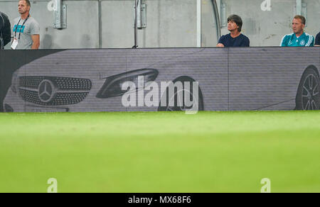 Klagenfurt, Deutschland. 2 Jun, 2018. Strecken zwischen Österreich und Deutschland, Fußball, Klagenfurt, Juni 02, 2018 DFB, headcoach, nationalcoach, Joachim Jogi Löw, LÖW ÖSTERREICH - DEUTSCHLAND 2-1 Fußball Freundschaftsspiel, Klagenfurt, Österreich, Juni 02, 2018, Saison 2017/2018 © Peter Schatz/Alamy leben Nachrichten Stockfoto