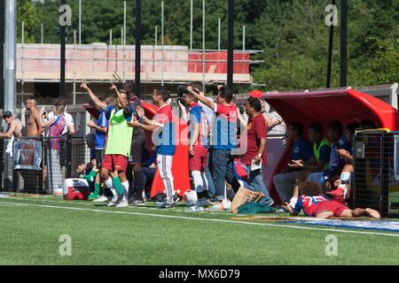 Bracknell, Großbritannien. 3. Juni 2018: Bracknell, UK-Karpatalya v Tibet in der CONIFA Welt Fußball-Cup 2018 in Bracknell Town FC. Karpatalya gewann 5-1. Credit: Andrew Spiers/Alamy leben Nachrichten Stockfoto