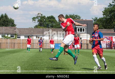 Bracknell, Großbritannien. 3. Juni 2018: Bracknell, UK-Karpatalya v Tibet in der CONIFA Welt Fußball-Cup 2018 in Bracknell Town FC. Karpatalya gewann 5-1. Credit: Andrew Spiers/Alamy leben Nachrichten Stockfoto