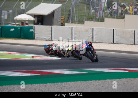 Scarperia, Italien. 3 Jun, 2018. 25 Maverick VINALESSPAMovistar Yamaha MotoGPYamaha während des Rennens der MotoGP im Mugello Internationale Cuircuit für die sechste Runde der MotoGP-Weltmeisterschaft Gran Premio d'Italia Oakley am 3. Juni 2018 in Scarperia, Italien Quelle: Fabio Averna/Alamy leben Nachrichten Stockfoto