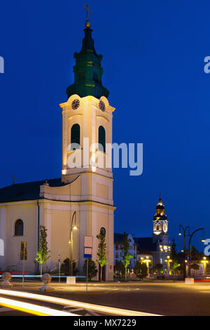 Ansicht des hl. Ladislaus Kirche in Nacht, Oradea, Rumänien Stockfoto