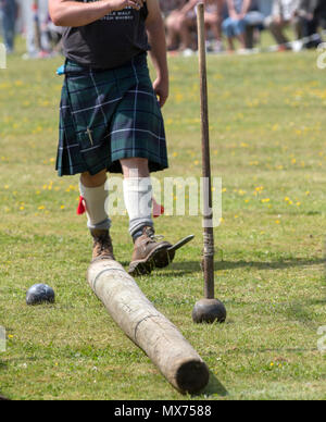 Cornhill, Schottland - 02 Jun 2018: schwere Fälle an der Highland Games in Cornhill, Schottland. Stockfoto