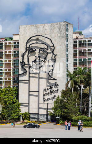 Metall Kunst mit dem Antlitz von Che Guevara in der Plaza de la RevolucioÌn, Havanna, Kuba Stockfoto