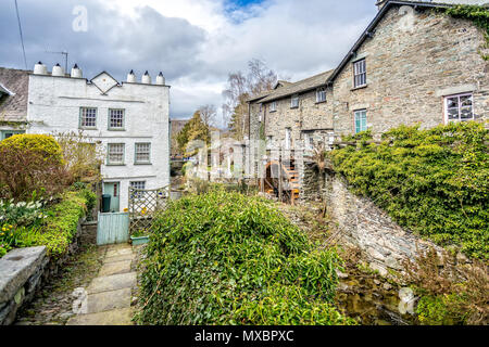 Wassermühle in Ambleside, Cumbria, Großbritannien am 14. April 2015 getroffen Stockfoto