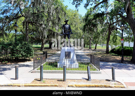 Das Georgia Freiwilliger oder der spanische Krieg Soldat Statue in Forsyth Park in der Stadt Savannah, Georgia, USA Stockfoto