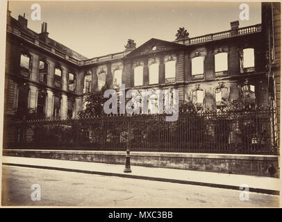 . Englisch: Les Ruinen de Paris et de ses Umgebung 1870-1871: Cent Fotografien: Premier Volume. Par A. Liébert, text Gleichheit Alfred d'Aunay. Autor: Alfred d'Aunay (Französisch) Datum: 1870-71 Medium: Eiweiß silber Drucke von glasnegative Abmessungen: Bilder ca.: 19 x 25 cm (7 1/2 x 9 13/16 in.), oder die umgekehrte Montage: 32,8 x 41,3 cm (12 15/16 x 16 1/4 in.), oder die umgekehrte Klassifizierung: Alben Kreditlinie: Joyce F. Menschel Fotografie Bibliothek Fund, 2007 Beitritt Artikelnummer: 2007.454.1.1-.33. 1870 - 71. Alphonse J. Liébert (Französisch, 1827-1913) 369 Les Ruinen de Paris et de ses Umgebung 1870-1871, Stockfoto