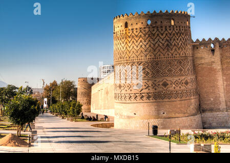 SHIRAZ, IRAN - NOVEMBER 2017: Die Karim Khan Zand komplexe oder Schloss im alten Zentrum der Stadt Shiraz im Iran Stockfoto