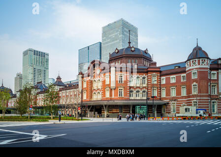 Fassade Blick auf Tokyo Station in Japan Stockfoto