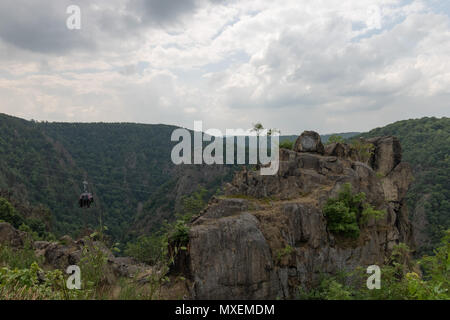 Blick vom Hexentanzplatz im Bodetal, der Gondelbahn auf dem Hexentanzplatz, Niedersachsen, Sachsen-Anhalt, Deutschland Stockfoto